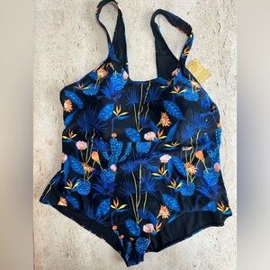 Delimira One Piece Swimsuit Size 26 Women’s Plus